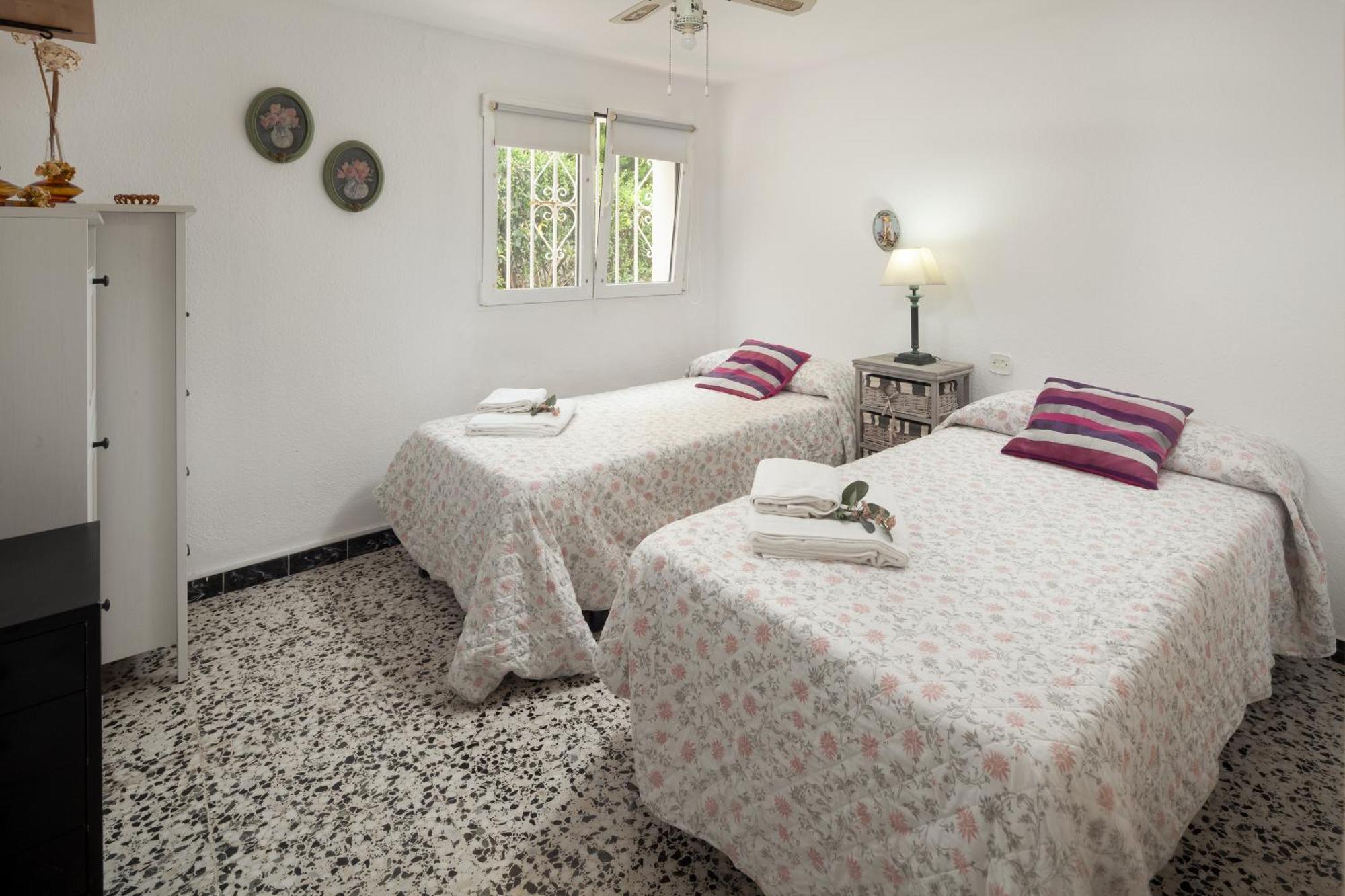 Apartamento con terraza y amplio jardín privado Málaga Exterior foto