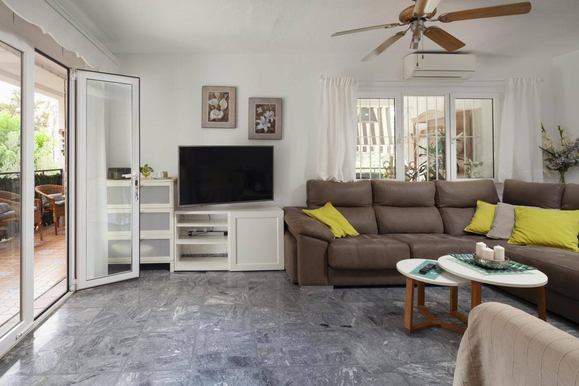 Apartamento con terraza y amplio jardín privado Málaga Exterior foto