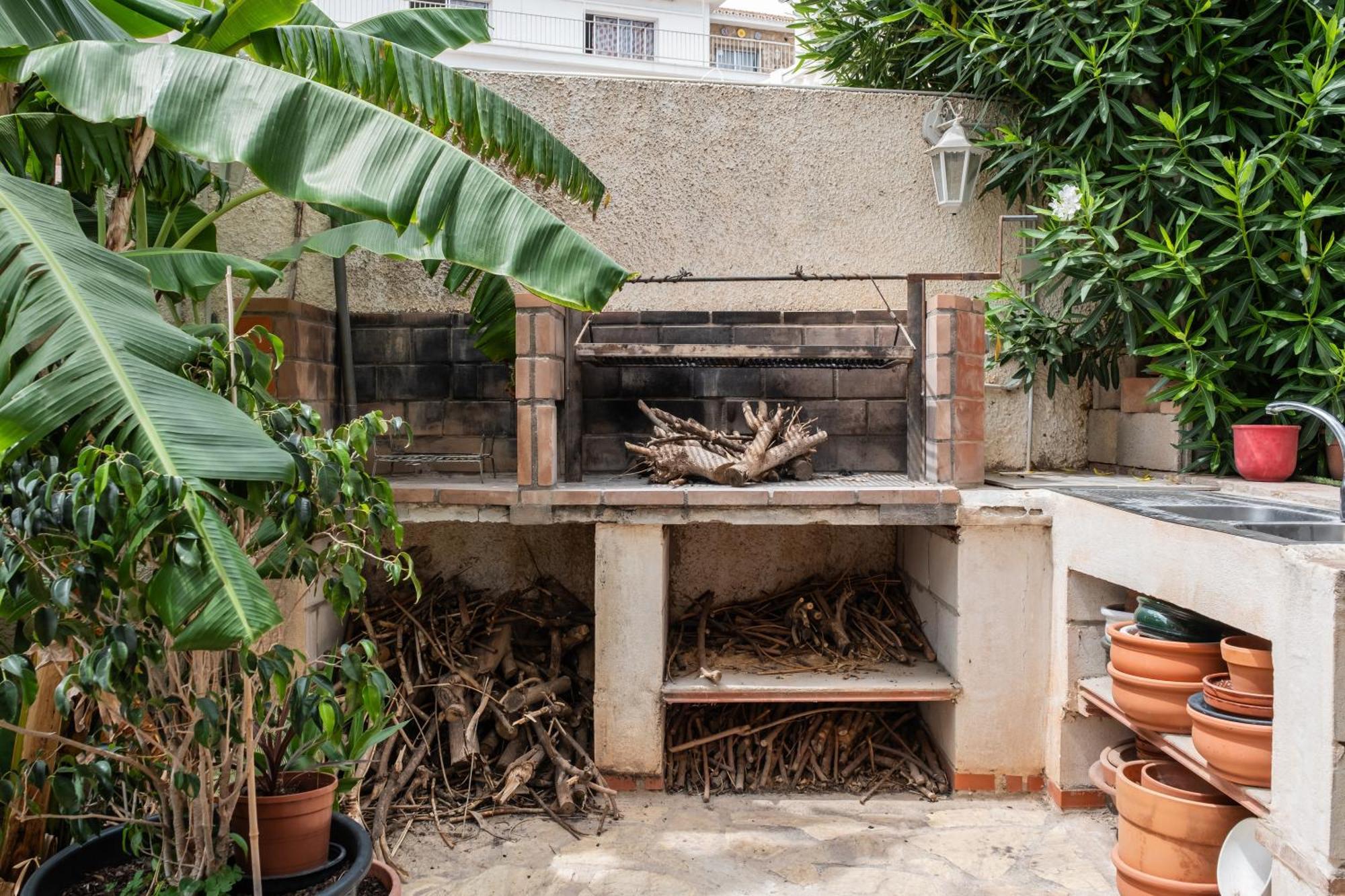 Apartamento con terraza y amplio jardín privado Málaga Exterior foto